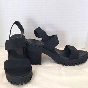 Madden Girl, Stylish Black chunky Platform Sandals. Sz. 9
